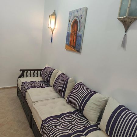Riad Bkl Luxury Dar Baroud Tanger Exteriör bild